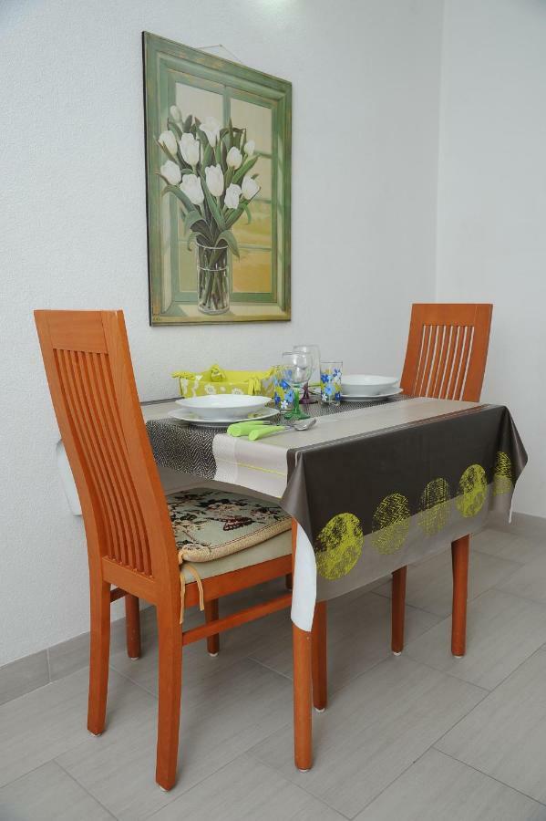 Apartments Marcela Stari Grad  Exterior photo
